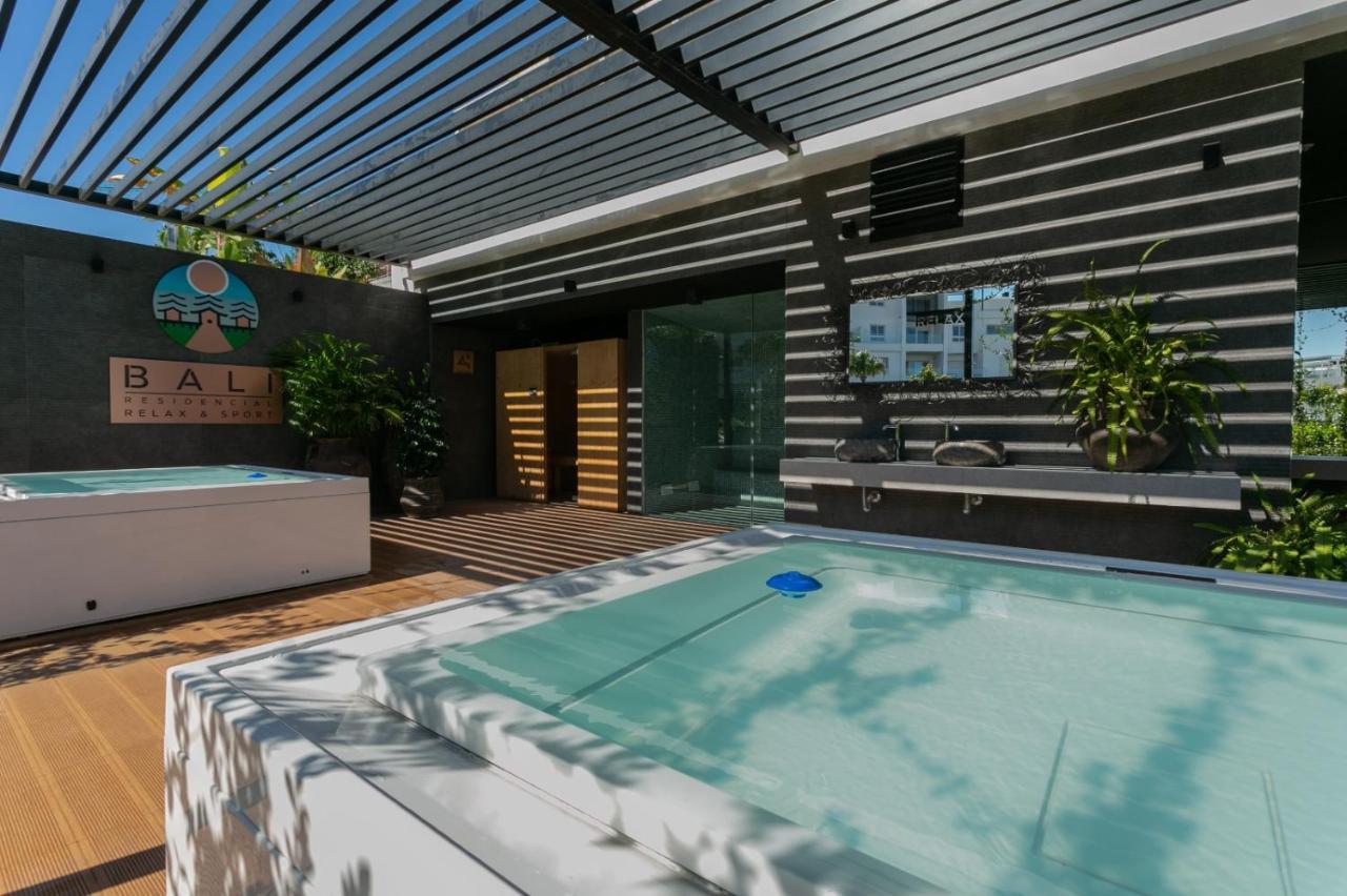 Nice 2 Bedroom Bali Apartment With Sea Views Торевьиа Экстерьер фото