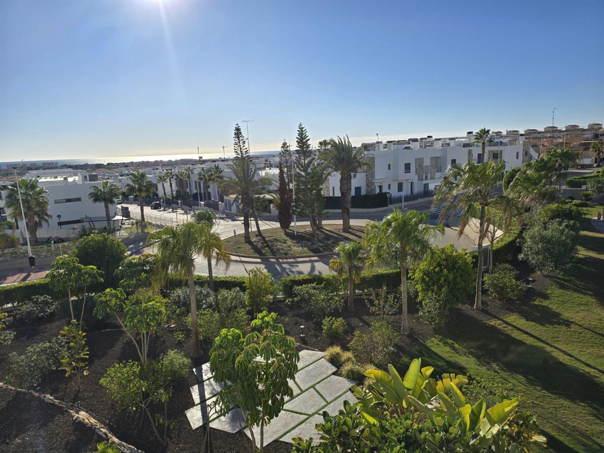 Nice 2 Bedroom Bali Apartment With Sea Views Торевьиа Экстерьер фото