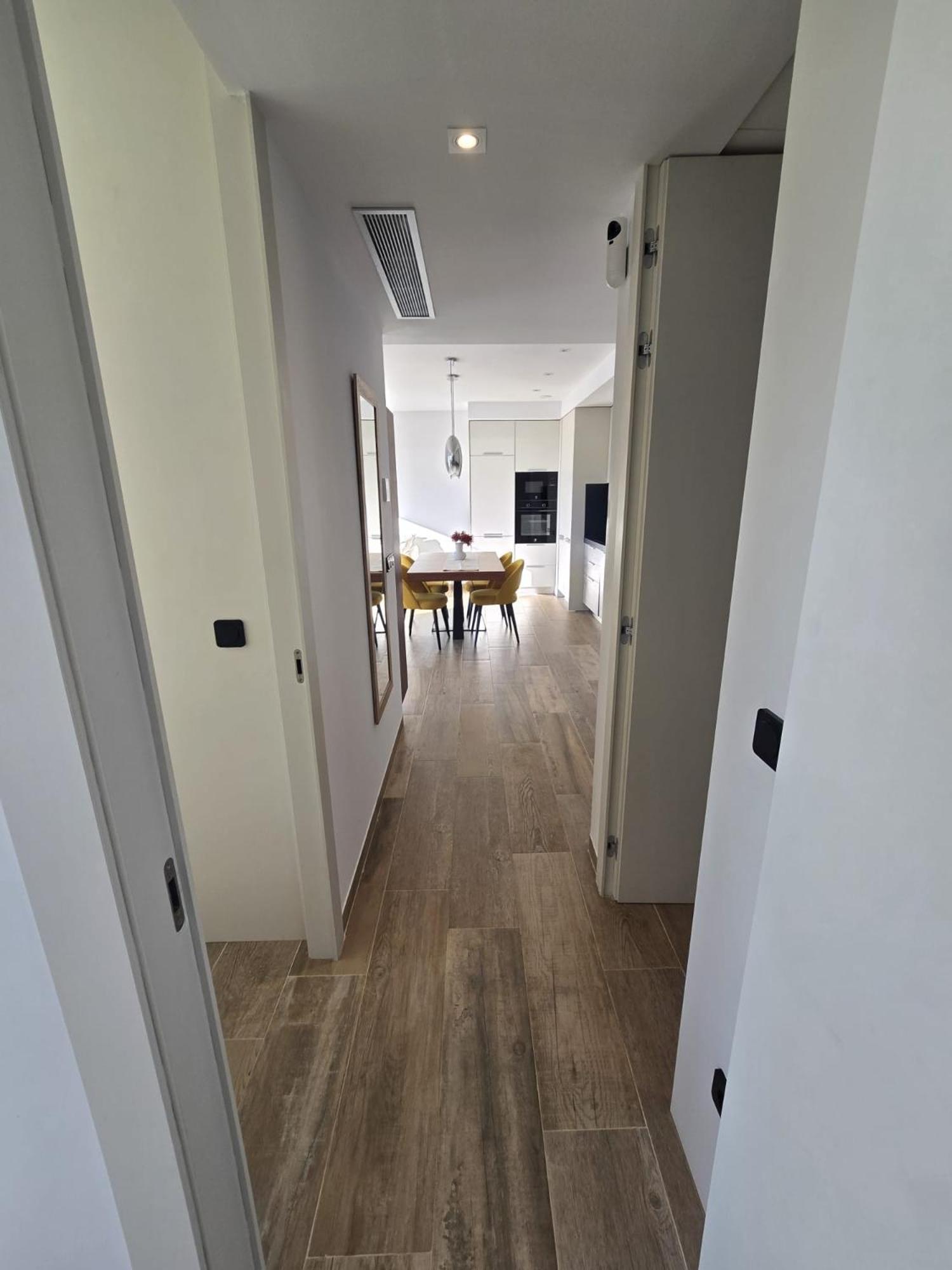 Nice 2 Bedroom Bali Apartment With Sea Views Торевьиа Экстерьер фото