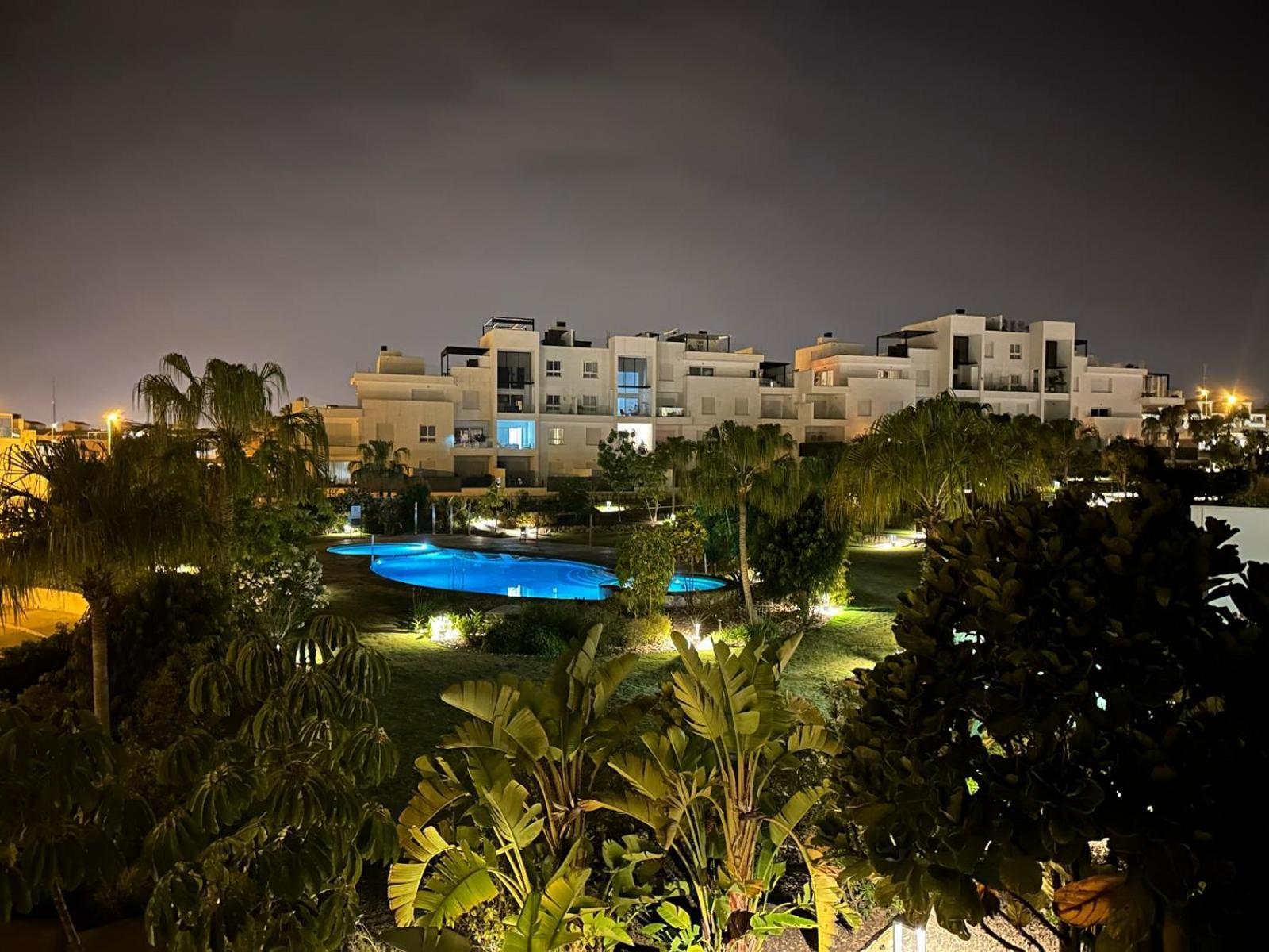 Nice 2 Bedroom Bali Apartment With Sea Views Торевьиа Экстерьер фото